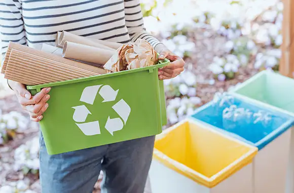Egresada del diplomado en educación ambiental carga con herramientas de enseñanza sobre cómo lograr un planeta más verde.