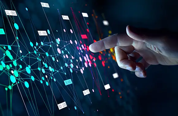 Líderes de los negocios aplican sus conocimientos y decisiones estratégicas basadas en la importancia de la inteligencia comercial para lograr que los comercios tengan mayor relevancia en el mercado.