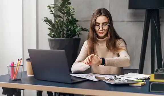 ¿Se te complica la gestión del tiempo al estudiar? Aquí unos tips para tus clases online