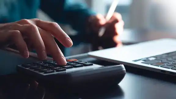 ¿Y si dominar la tributación fuera la clave para transformar tu carrera?